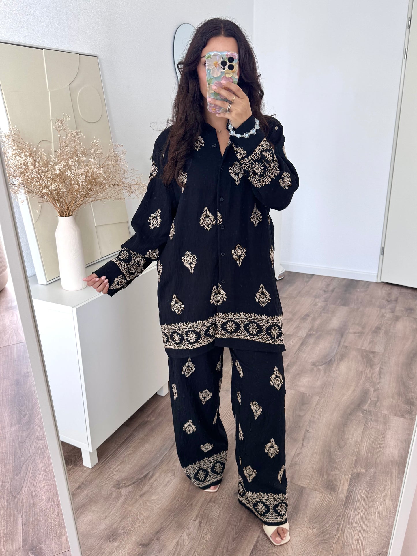 Edna set