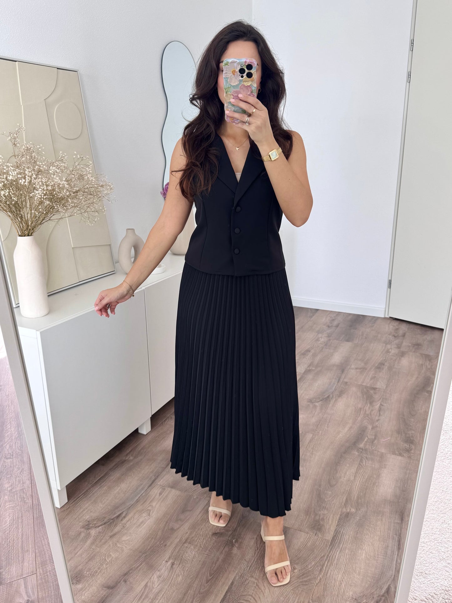 Huda gilet-skirt set