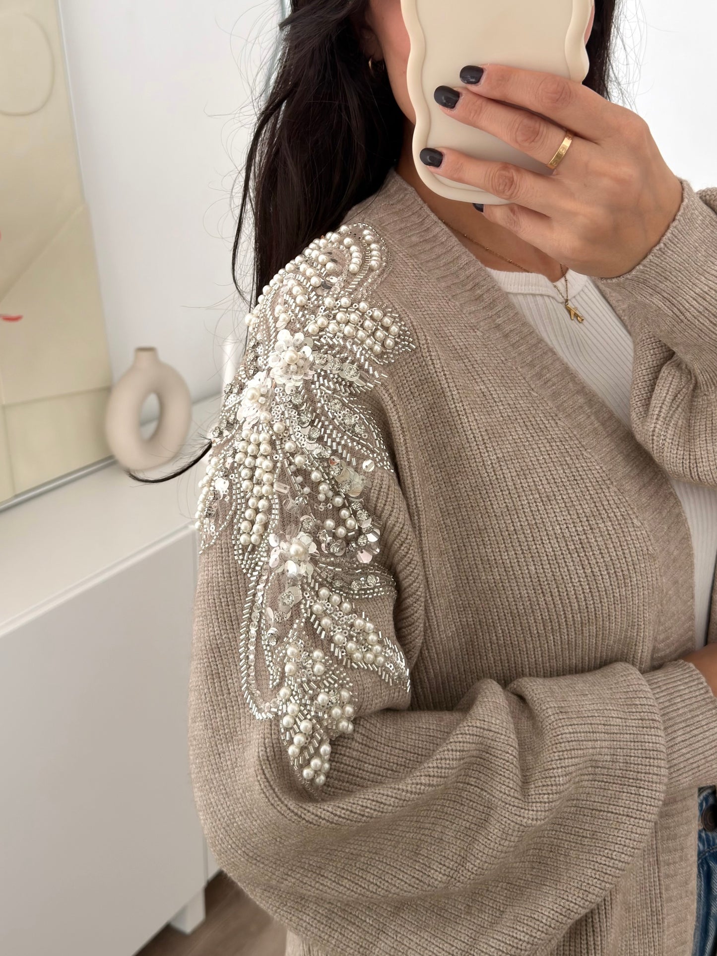 Farah knit vest with rhinestones and pearls