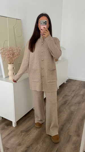 Lana set with gold buttons