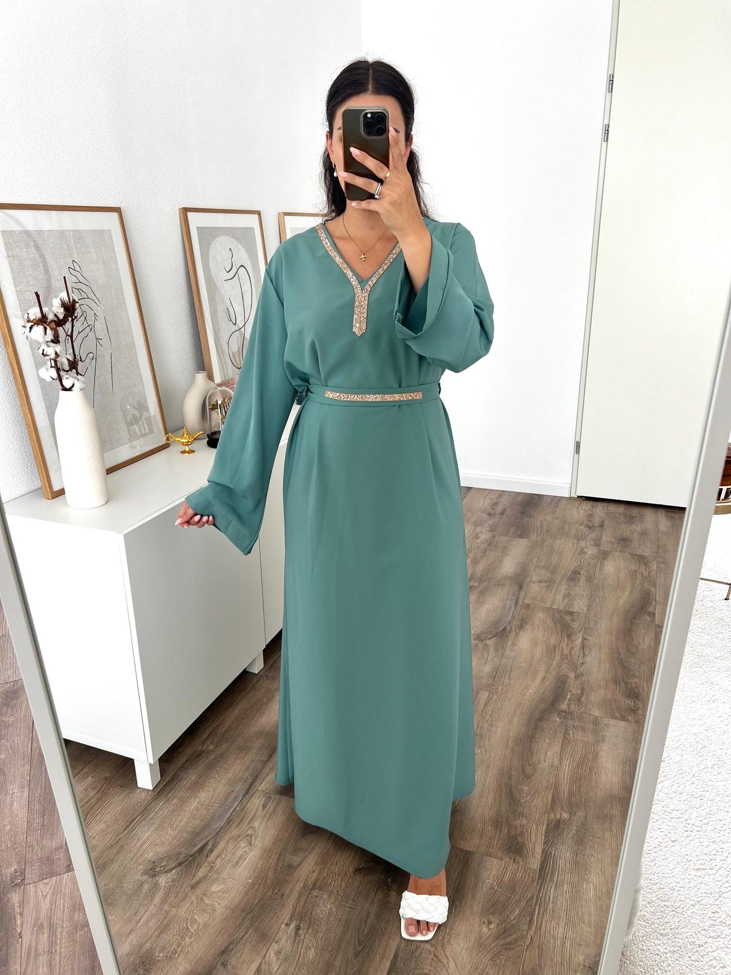 Medina abaya