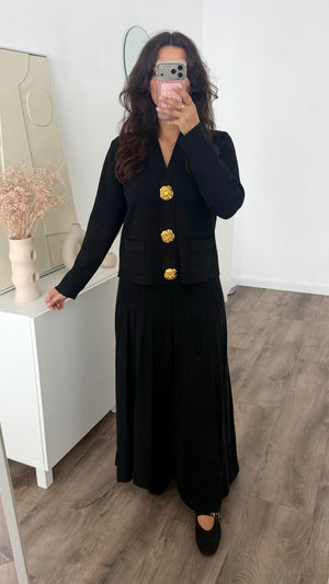 Elara knit set with gold buttons