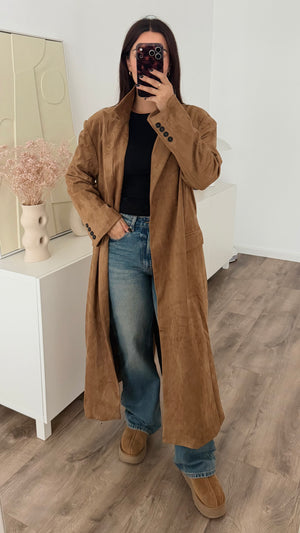 Kiara long velvet coat