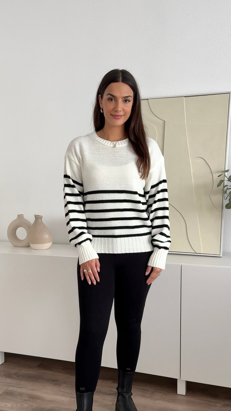 Abby striped pull