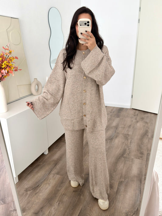 Aylin knit set with gold buttons(PRE ORDER)