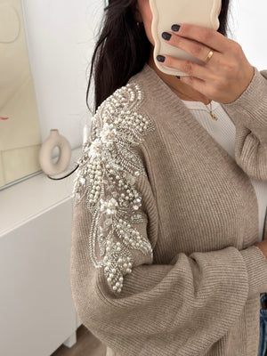 Farah knit vest with rhinestones and pearls