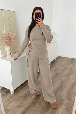 Leona knit set