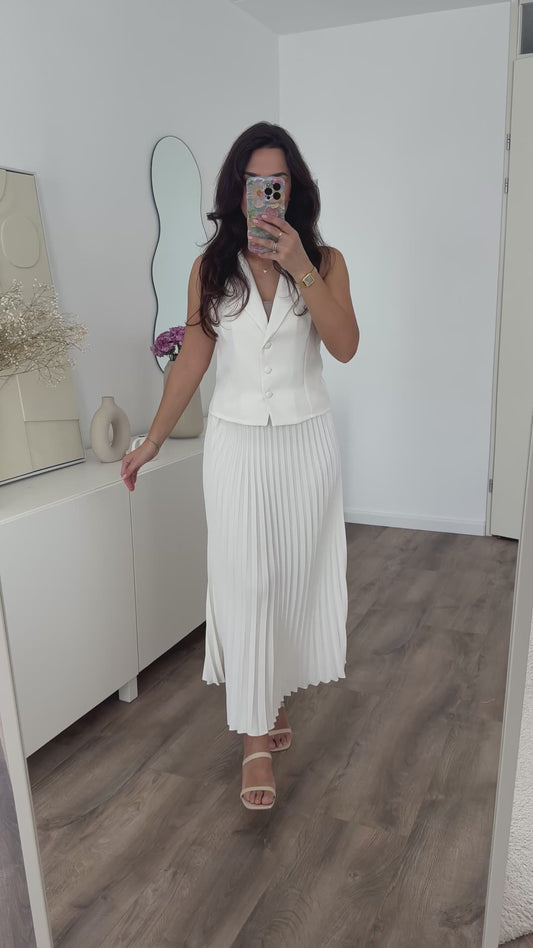 Huda gilet-skirt set